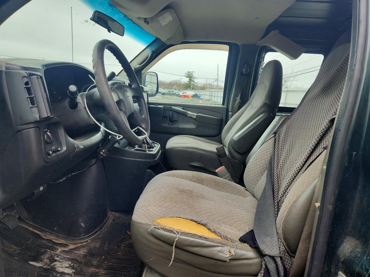 2005 GMC Savana G2500