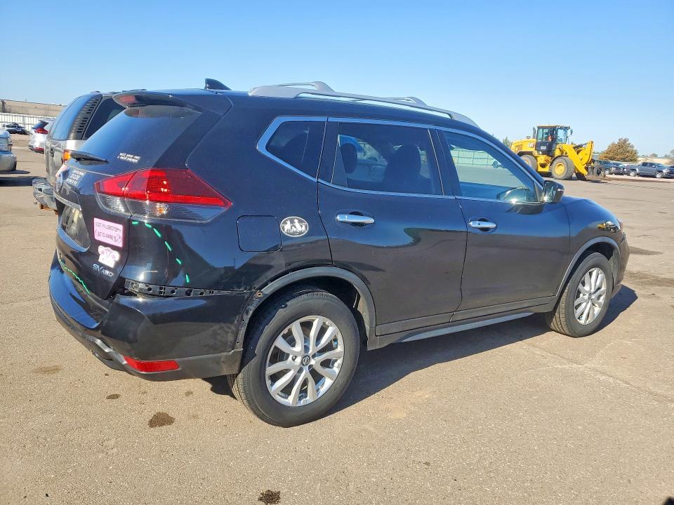 2018 Nissan Rogue sv