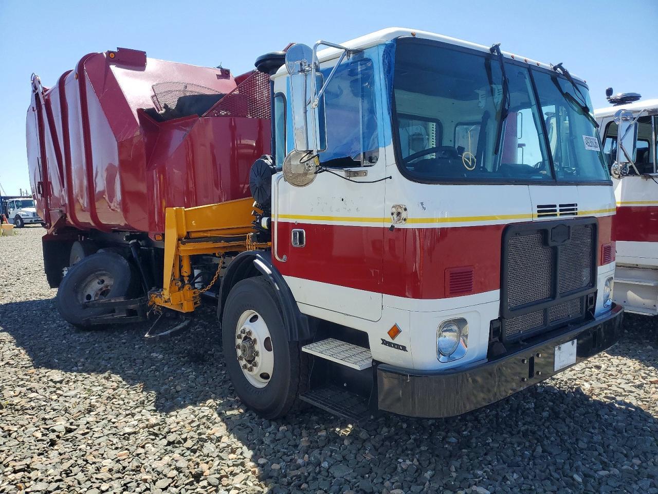 2009 Autocar Llc Xpeditor