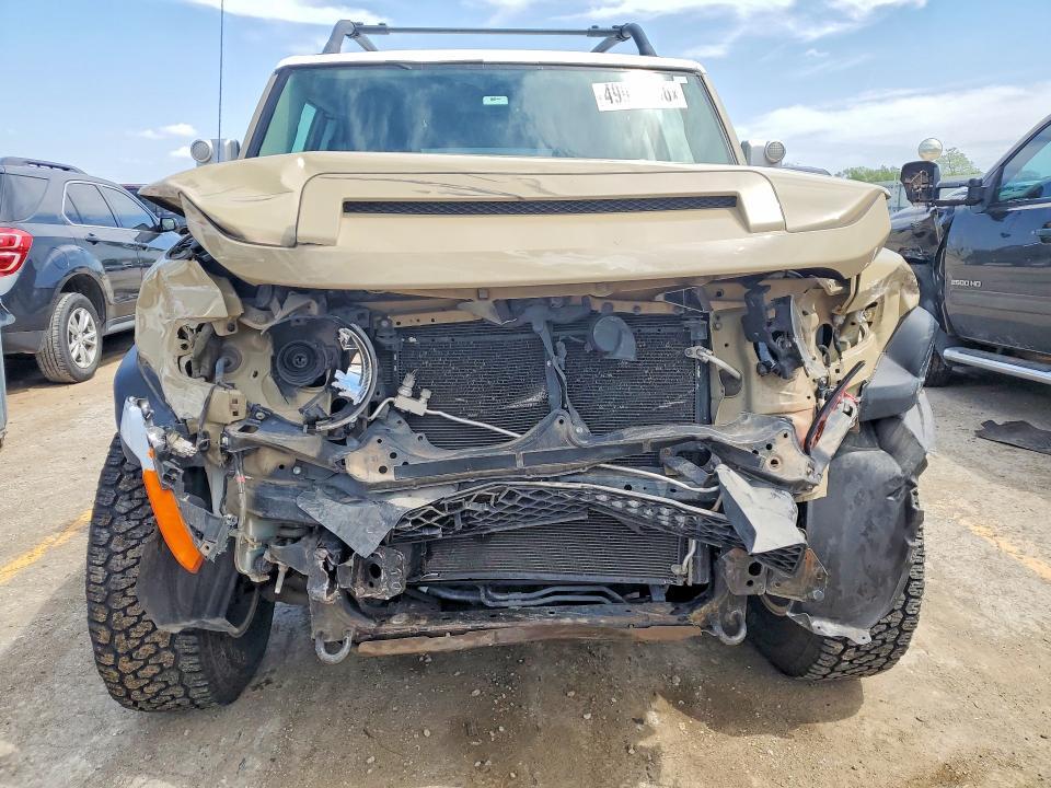 2014 Toyota Fj Cruiser Base