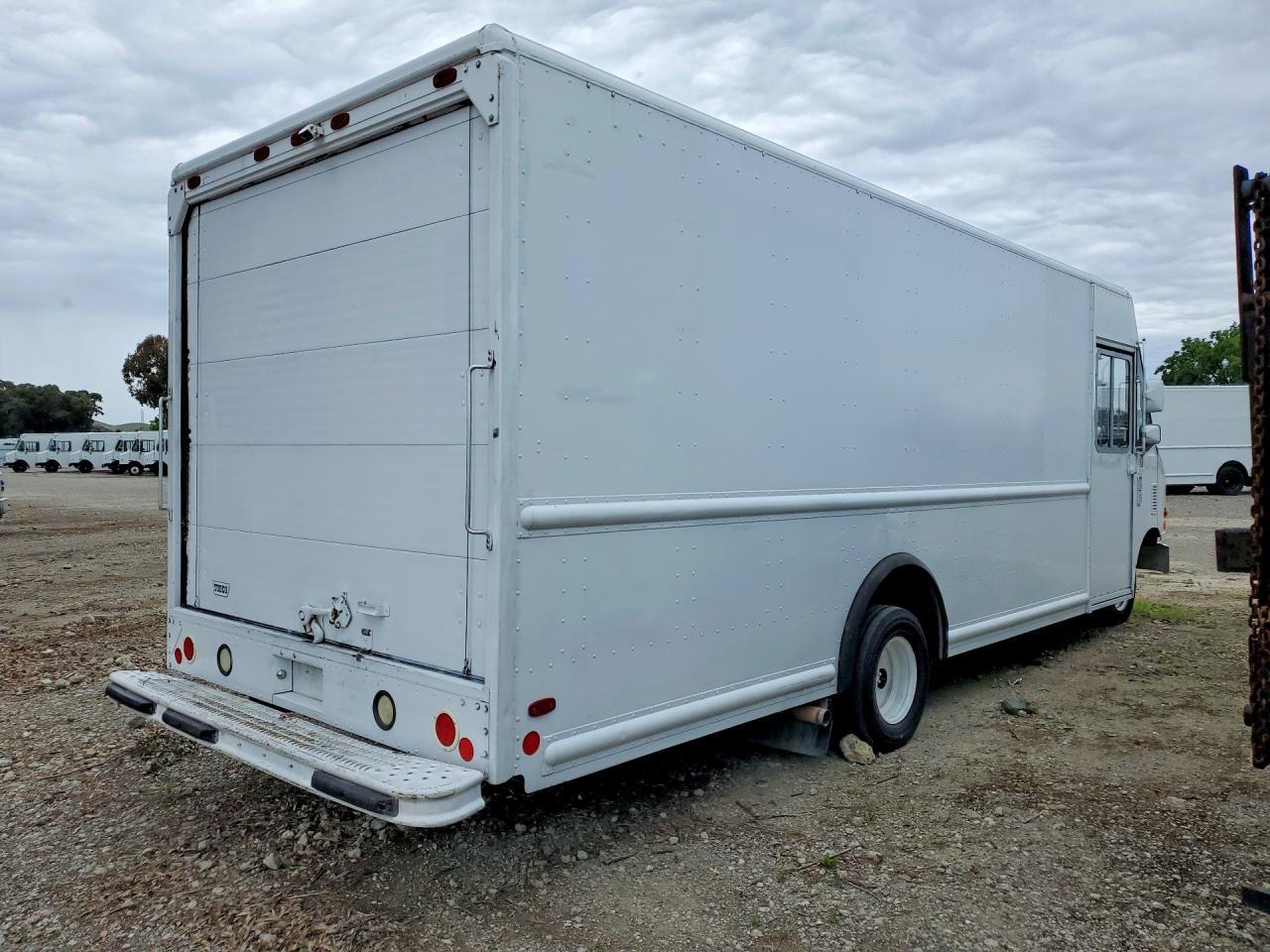 2010 Ford E450 Delivery Truck