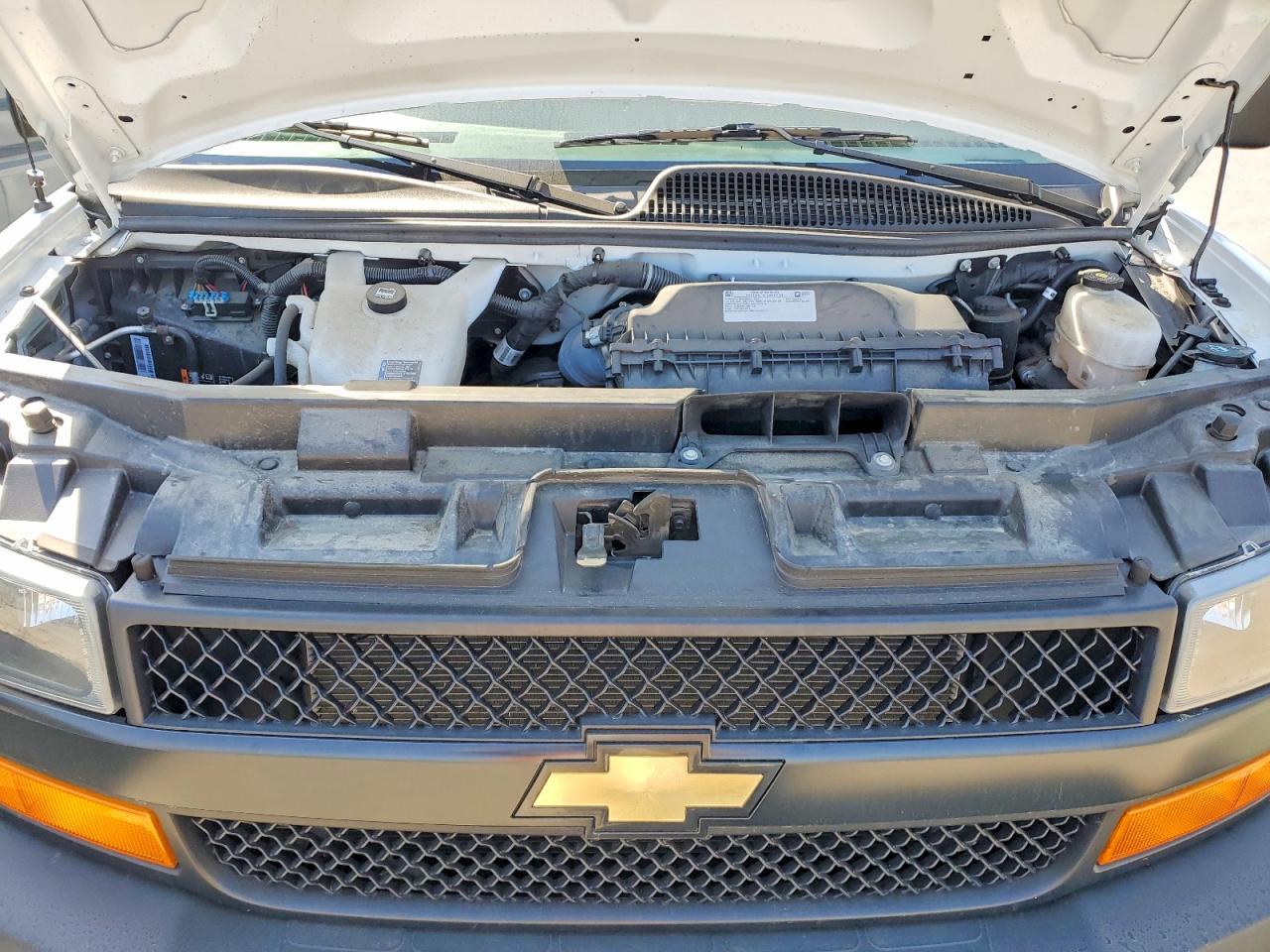 2023 Chevrolet Express G3500 LS