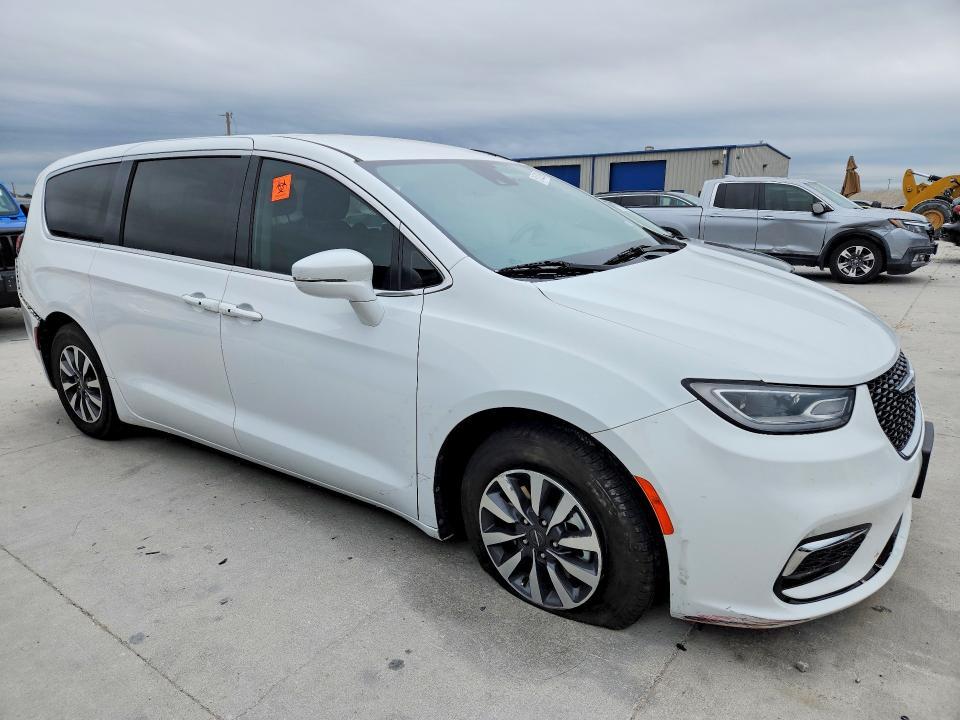 2022 Chrysler Pacifica Hybrid Touring l