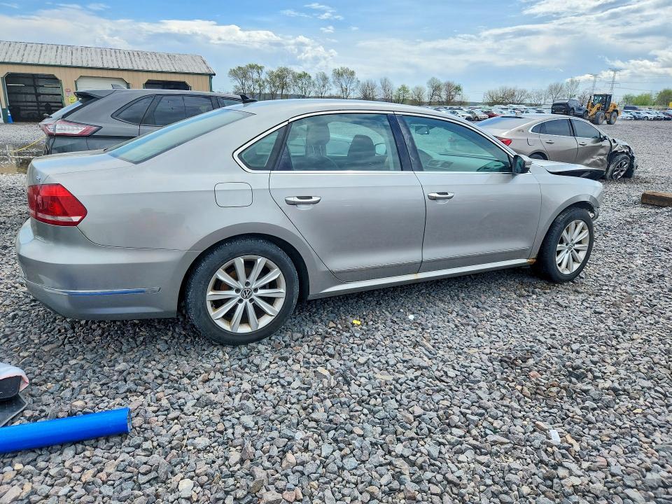 2013 Volkswagen Passat sel