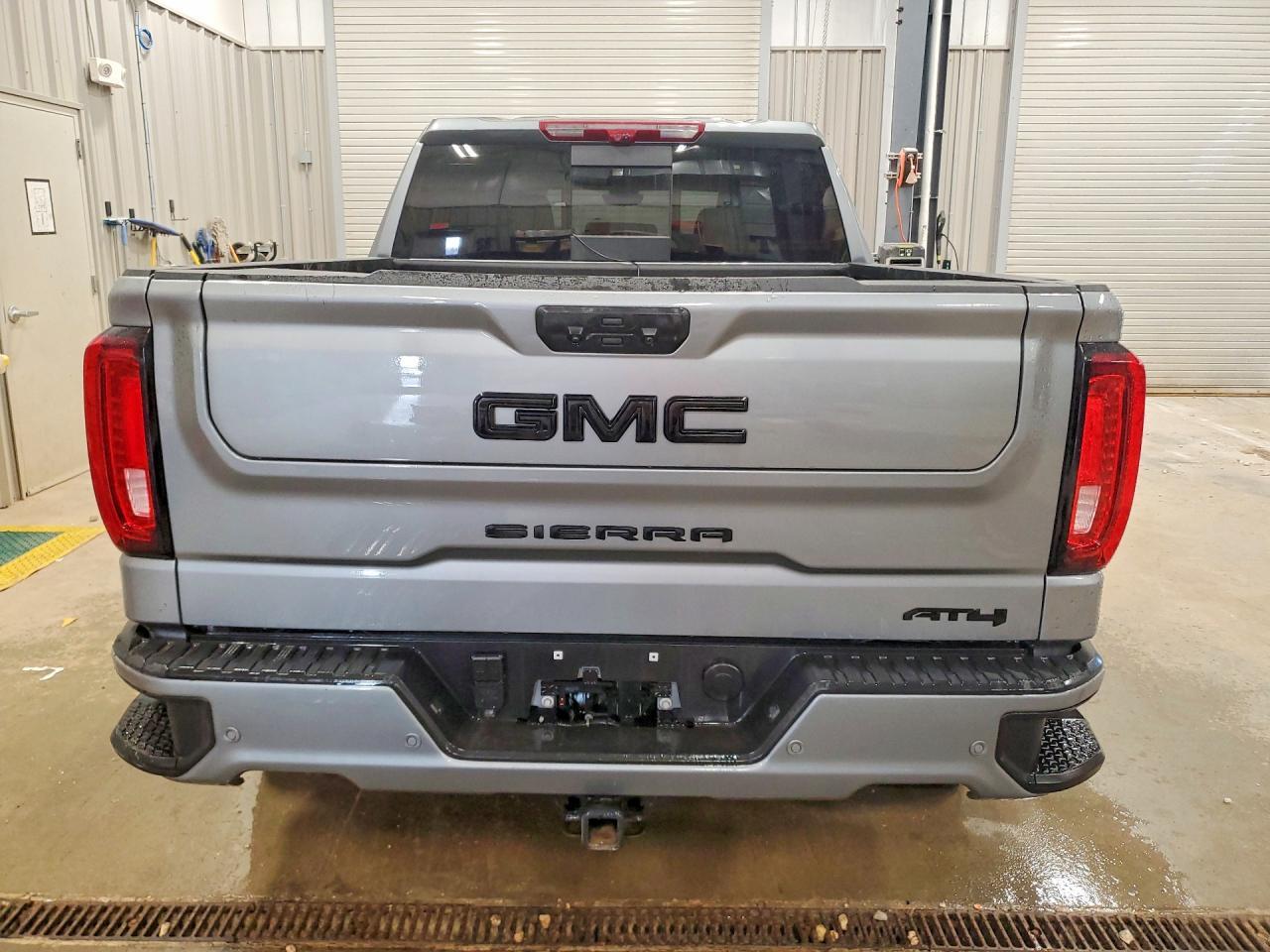 2025 GMC Sierra