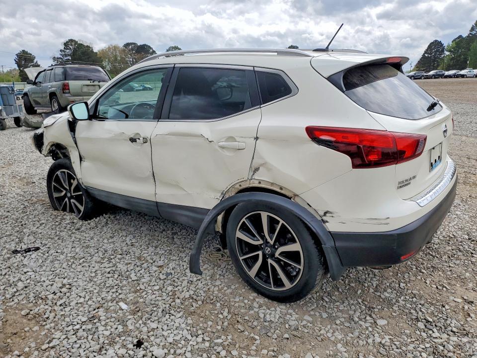 2017 Nissan Rogue Sport sl