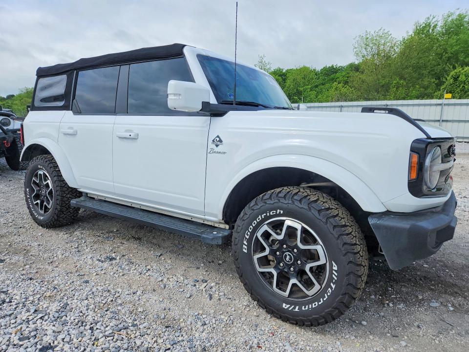 2022 Ford Bronco Base