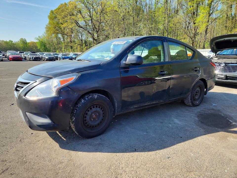 2013 Nissan Versa 1.6 s