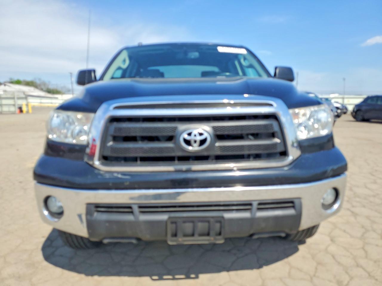 2013 Toyota Tundra Crewmax SR5