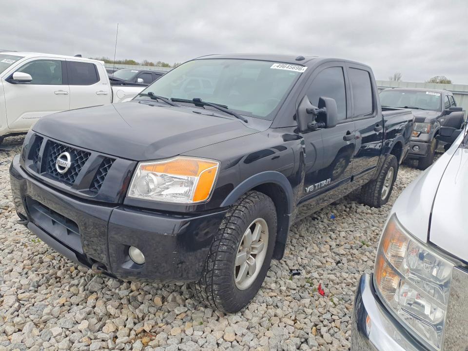2012 Nissan Titan SV