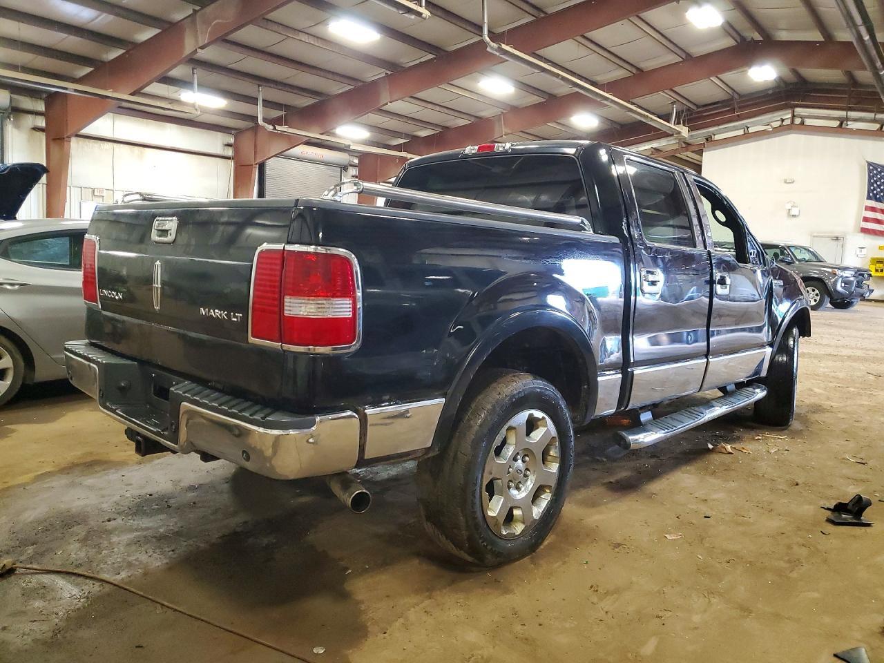 2008 Lincoln Mark LT