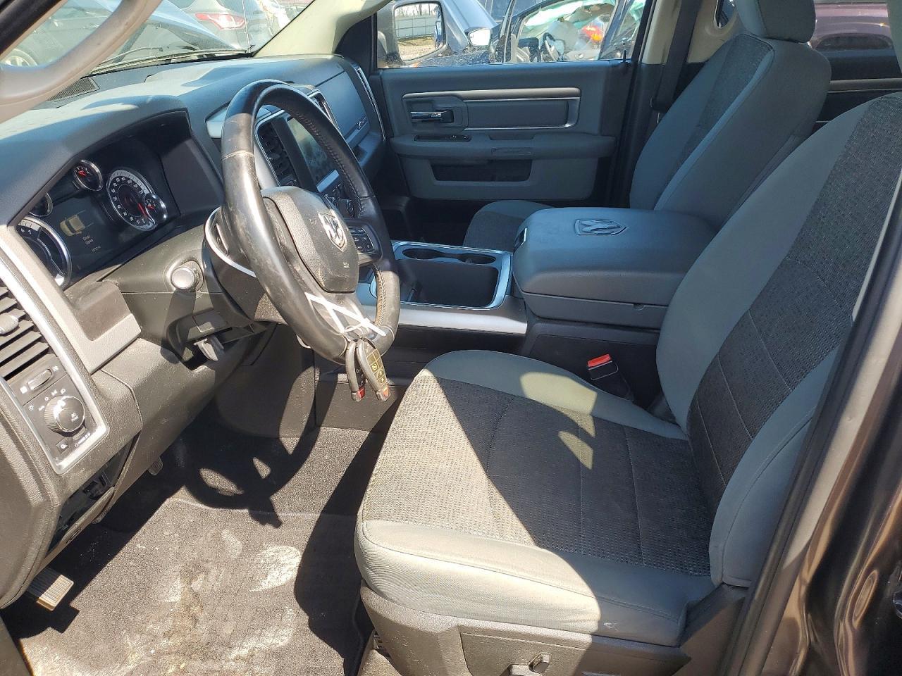 2018 Dodge RAM 1500 SLT