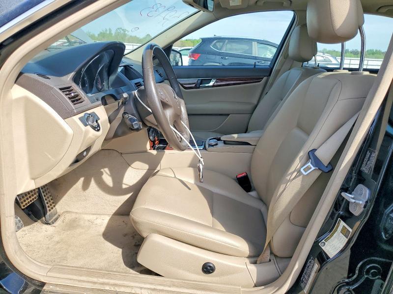 2010 Mercedes-Benz C300