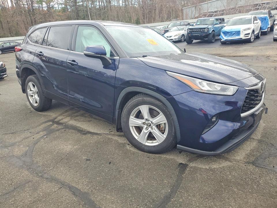 2020 Toyota Highlander le