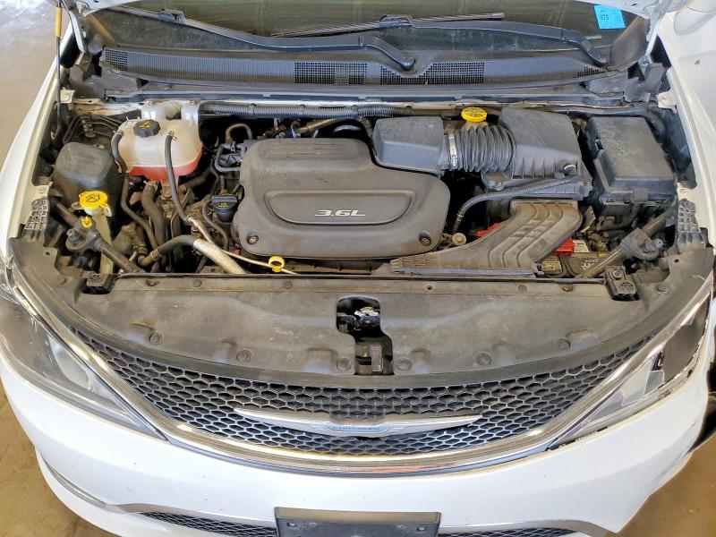 2018 Chrysler Pacifica Touring Plus