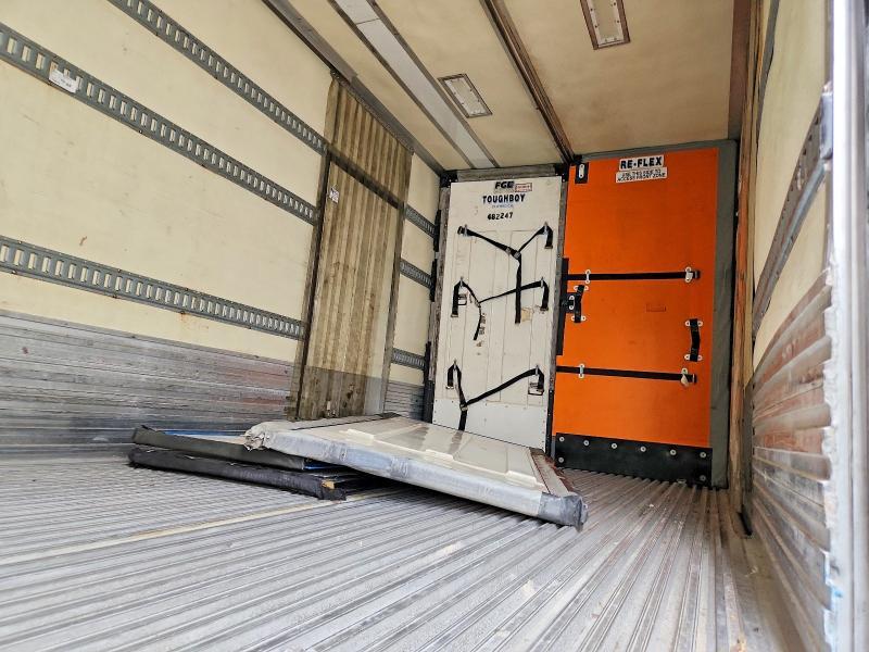 2015 Utility VS2RA Refrigerated Van Trailer