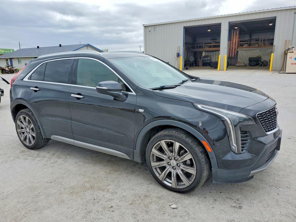 2019 Cadillac XT4 Premium Luxury