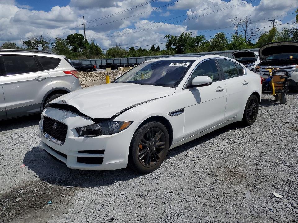 2017 Jaguar Xe Premium