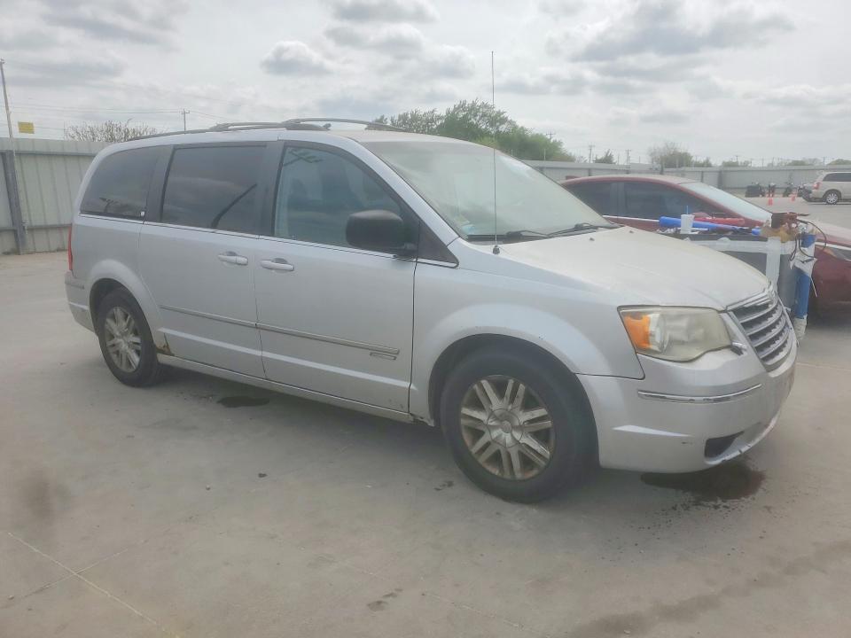 2010 Chrysler Town and Country Touring