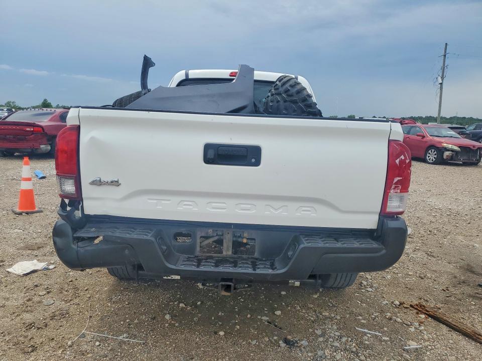 2017 Toyota Tacoma SR