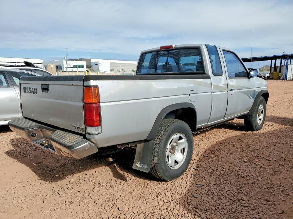 1994 Niss Truck XE V6