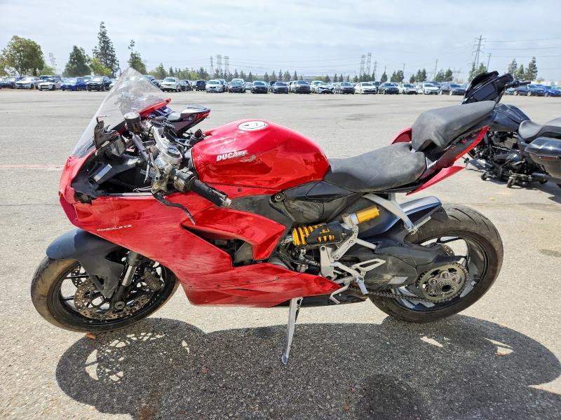 2025 Ducati Panigale V2