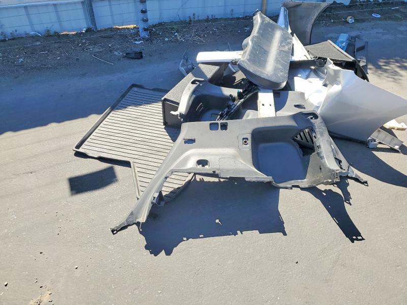 2016 Toyota Prius v Four