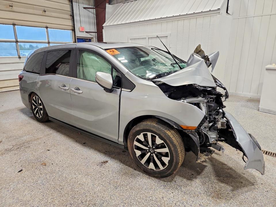 2025 Honda Odyssey exl