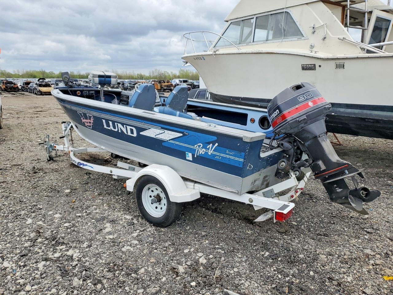 1992 Lund PRO V Deluxe