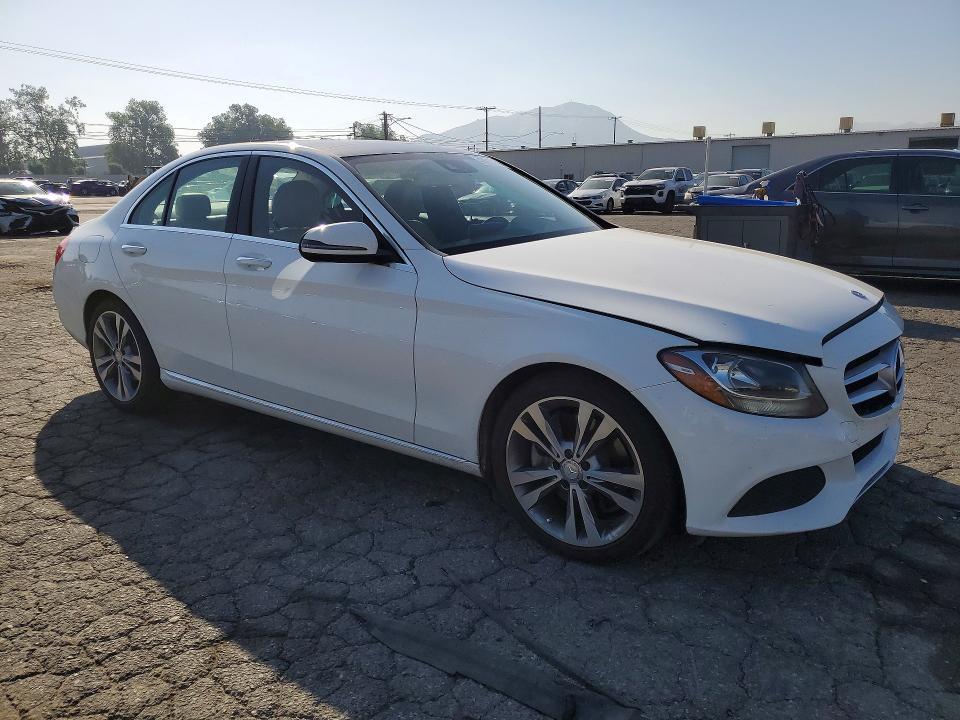 2016 Mercedes-Benz C300