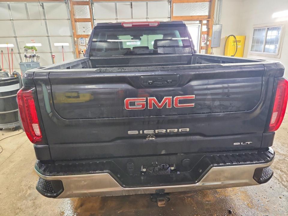 2025 GMC Sierra C1500 slt
