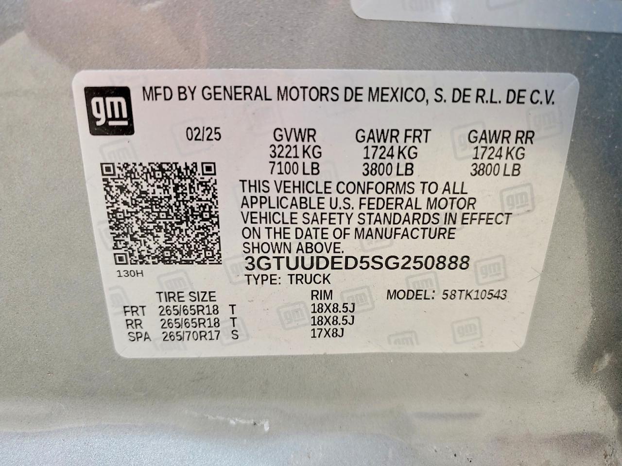 2025 GMC Sierra K1500 SLT