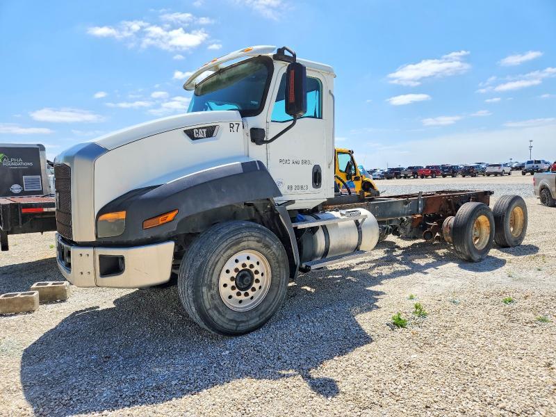2016 Caterpillar CT660 Dump Truck