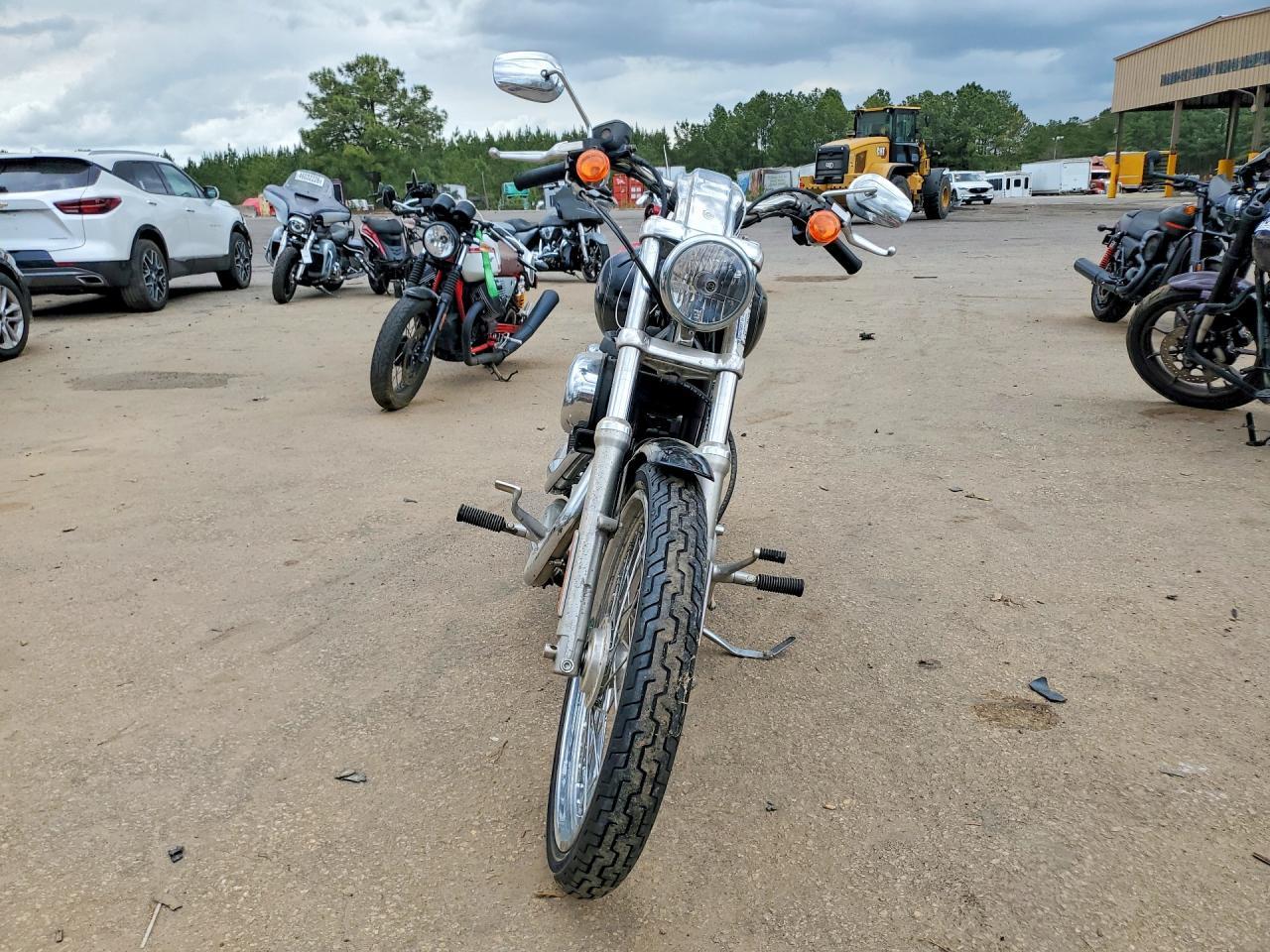 2005 Harley-Davidson XL883 C
