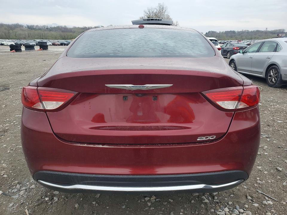 2015 Chrysler 200 Limited