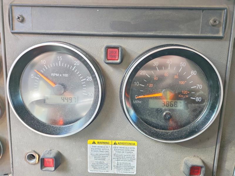2009 Kenworth T330 BOX Truck