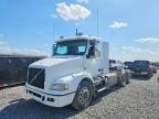 2012 Volv O VNM Semi Truck