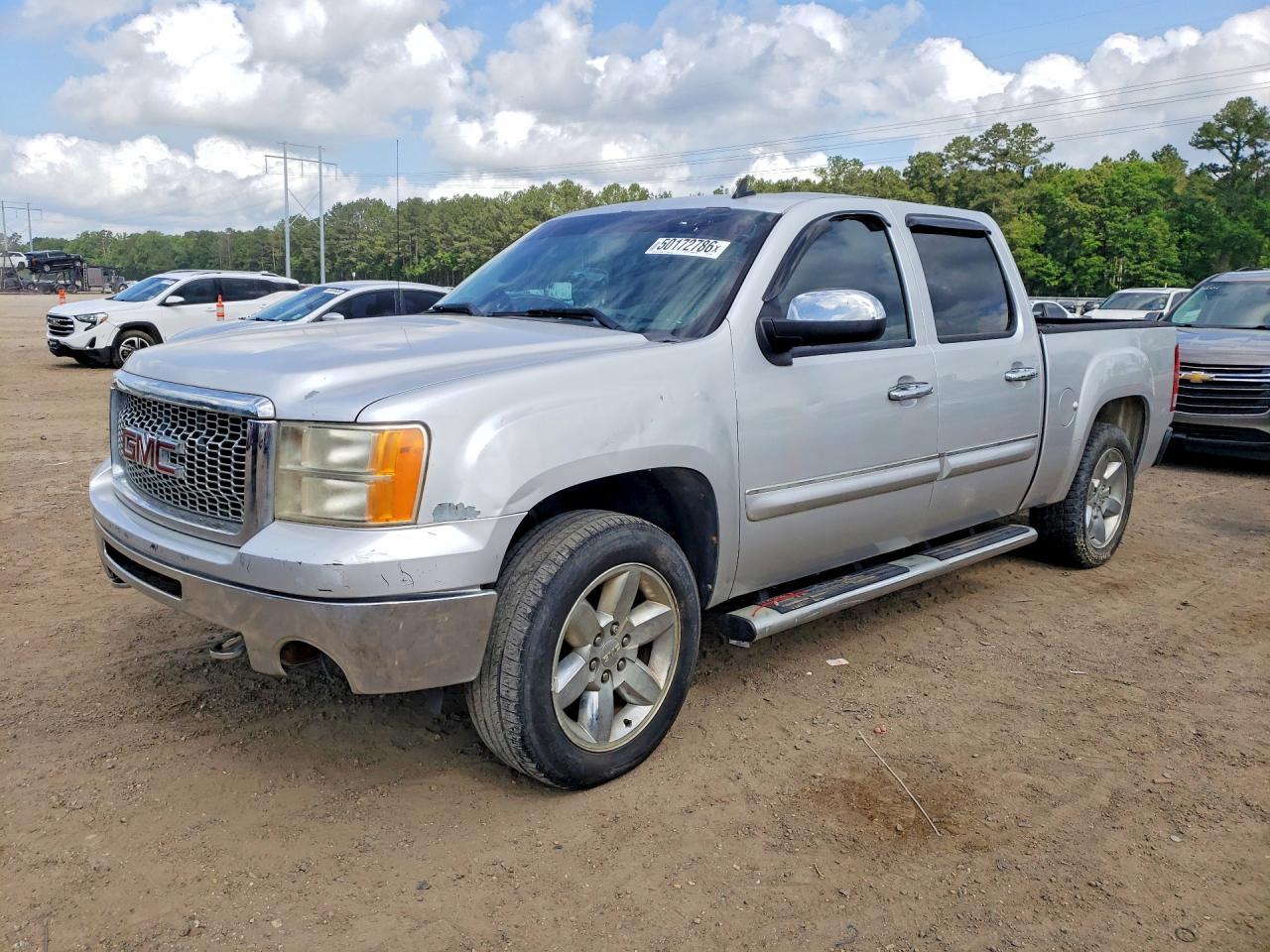 2013 GMC Sierra C1500 SLE