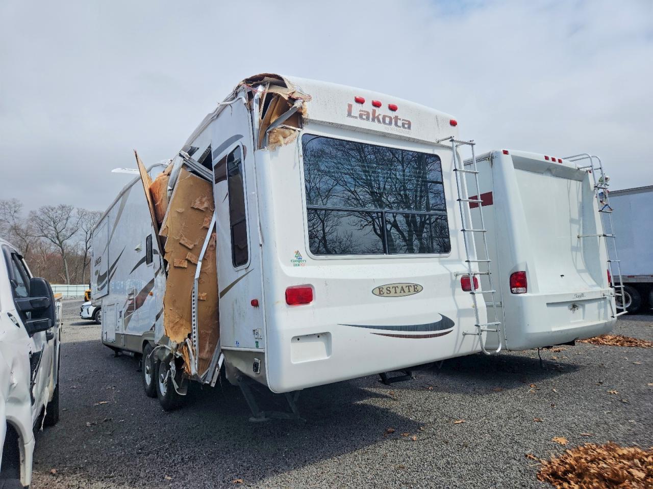 2007 Mckenzie Lakota Camper