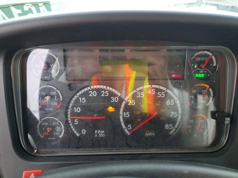 2024 Freightliner Business Class M2 BOX Truck