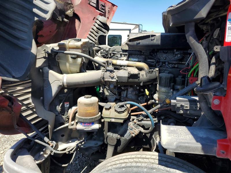 2015 Freightliner Cascadia Semi Truck