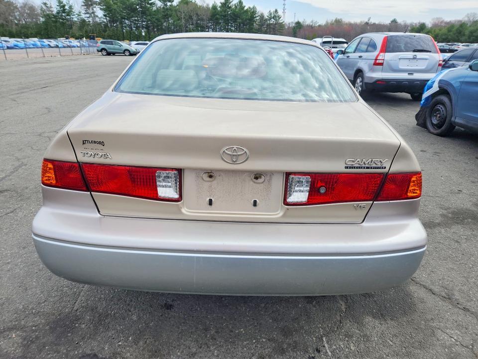 2001 Toyota Camry le V6