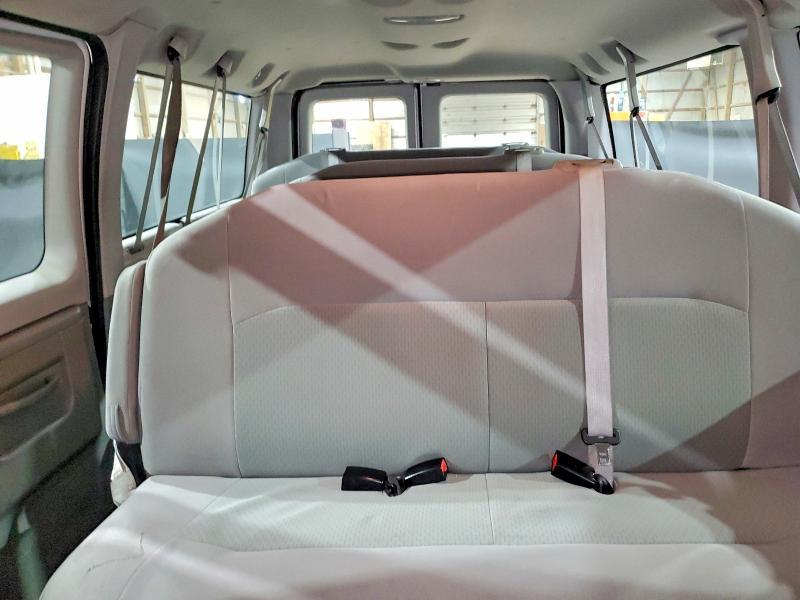 2012 Ford Econoline E350 Super Duty Wagon