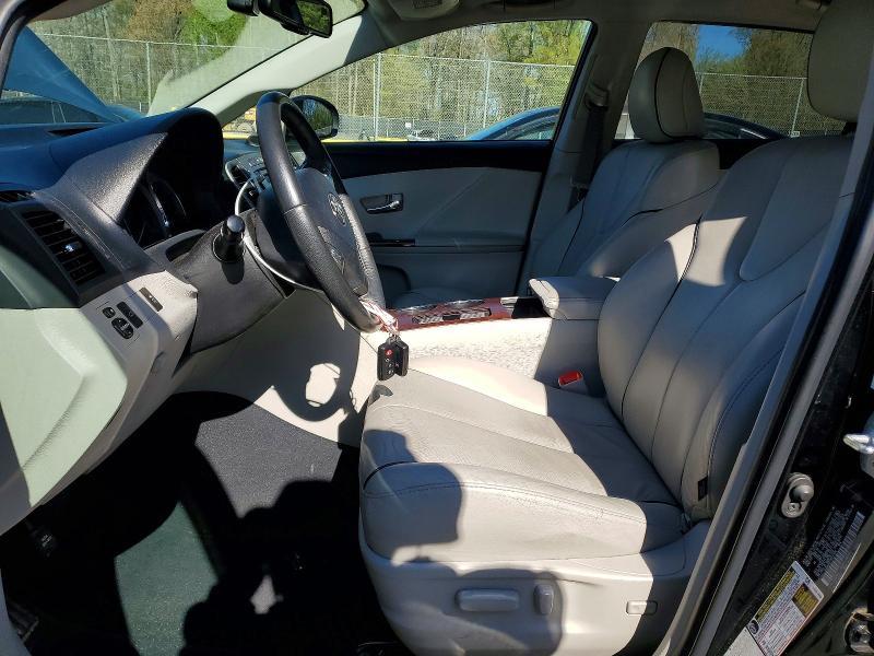 2010 Toyota Venza awd V6