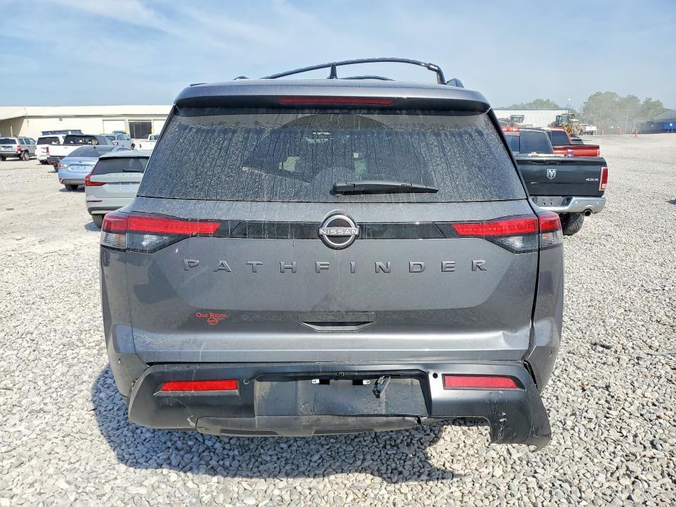 2026 Nissan Pathfinder sv