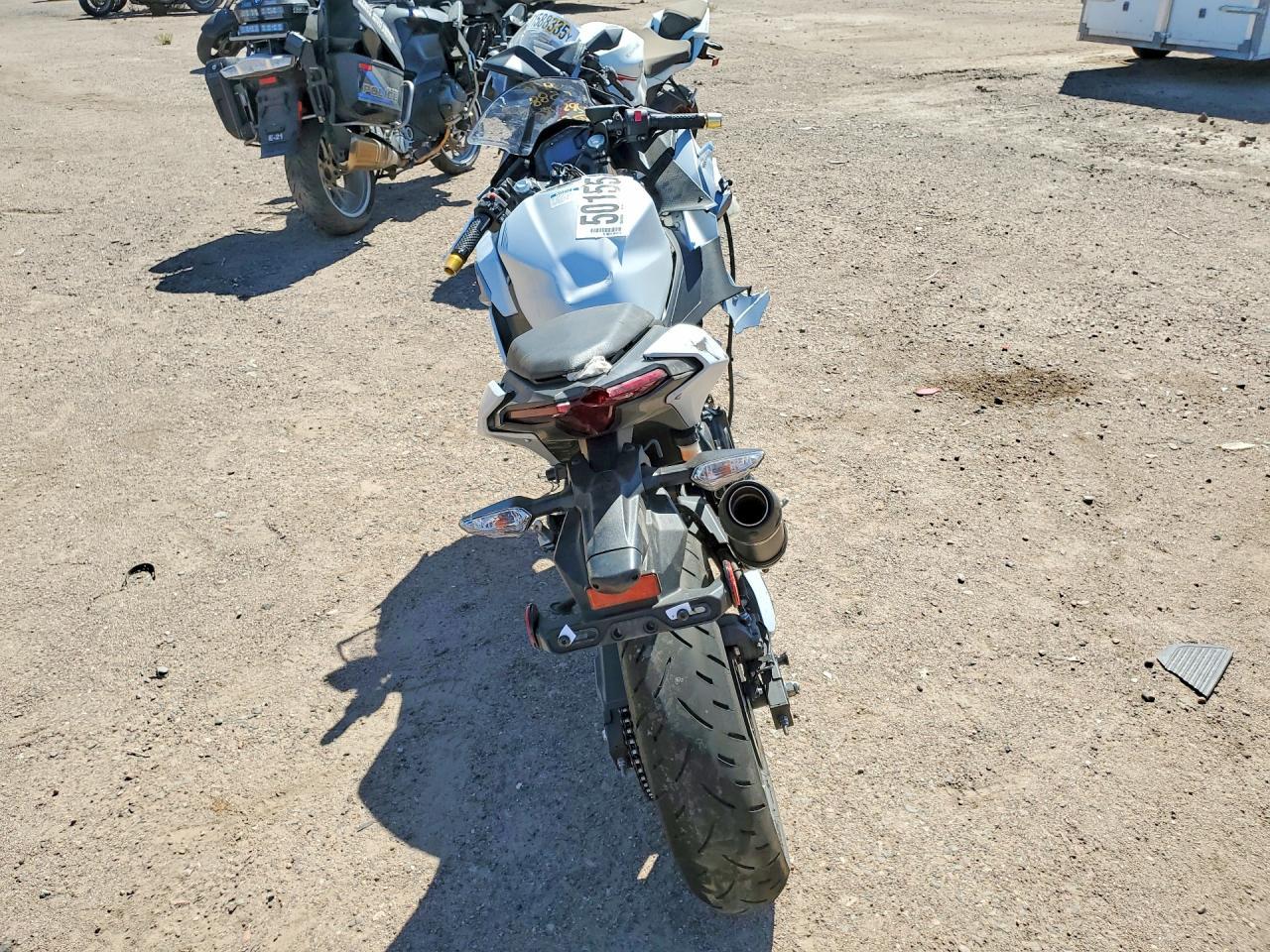 2024 Kawasaki EX500