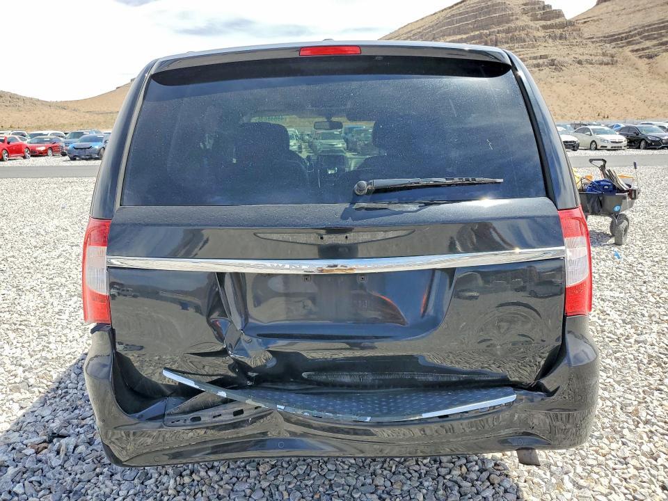 2012 Chrysler Town & Country Touring l