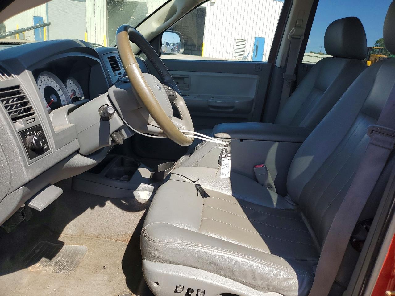 2006 Dodge Dakota Quad SLT