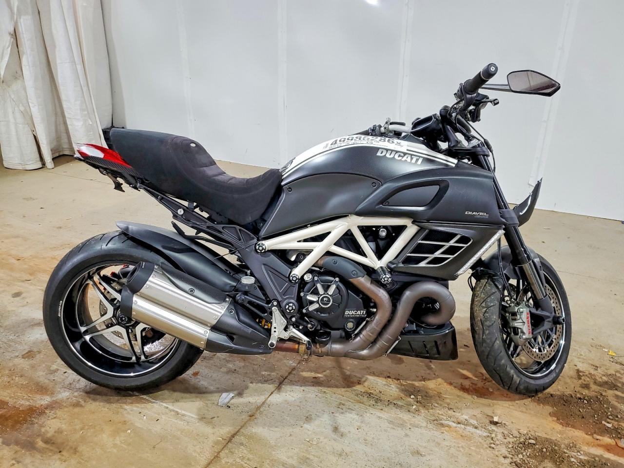 2013 Ducati Diavel