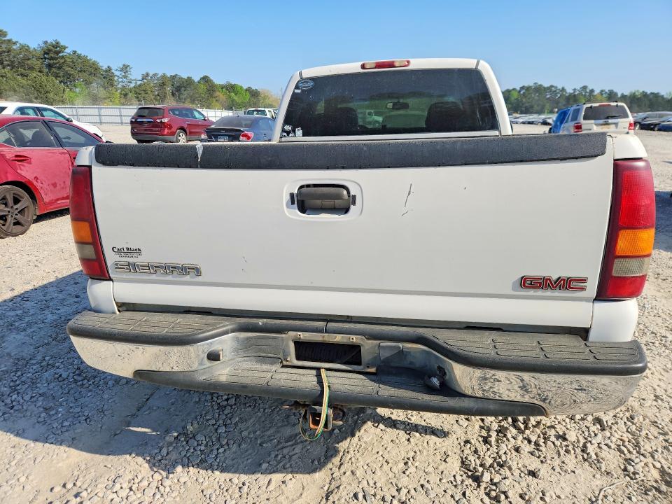 2002 GMC New Sierra C1500